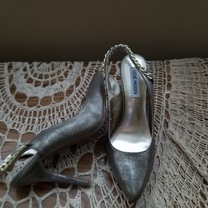 STEVE MADDEN  SIRI METALLIC Gold CHAIN SLINGBACK